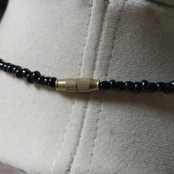 Brown Tan Horn Pendant Necklace Vintage Seed Beaded Strand Barrel Clasp Resin - Picture 15 of 16